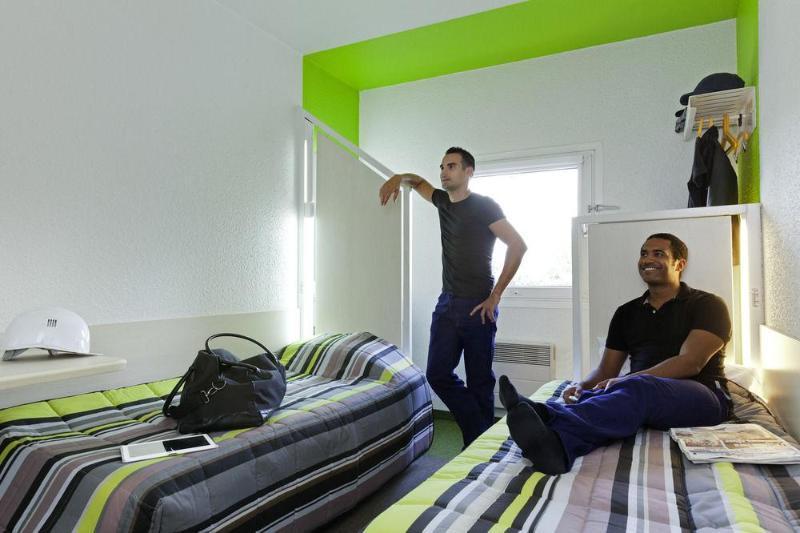 Hotelf1 Lyon Sud Oullins Renove Exteriör bild